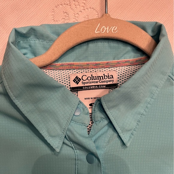 Columbia women’s polyester shirt - Picture 3 of 13